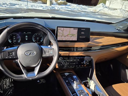 Certified 2025 INFINITI QX60 Autograph w/ Cargo Package image 9