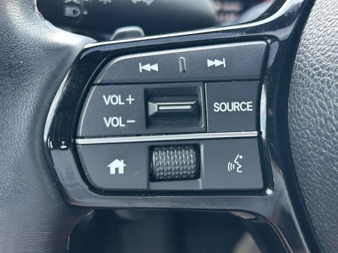 Used 2023 Honda Civic Sport image 25