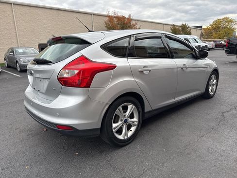 Used 2014 Ford Focus SE w/ SE Winter Package image 12