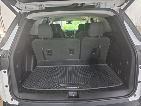 Used 2021 Chevrolet Traverse LT AWD/4WD image 13