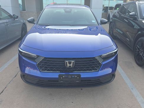 Used 2025 Honda Accord Sport image 25