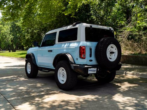 Used 2024 Ford Bronco Heritage Edition AWD/4WD image 7