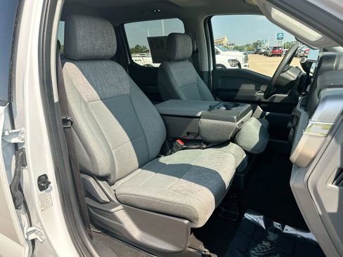 Used 2024 Ford F350 XLT image 23