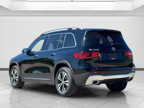 Certified 2025 Mercedes-Benz GLB 250 image 4