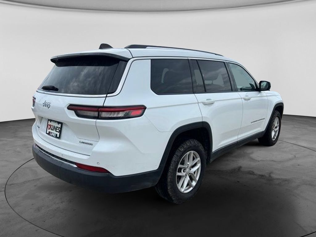 Used 2023 Jeep Grand Cherokee L Laredo AWD/4WD image 10