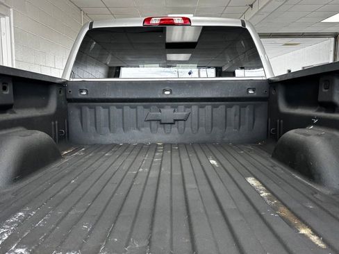 Used 2018 Chevrolet Silverado 1500 W/T w/ Trailering Package AWD/4WD image 7