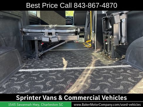 Used 2019 RAM ProMaster 3500 w/ Premium Appearance Group FWD image 21