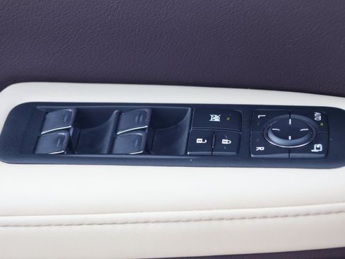 Used 2020 Lexus RX 450h AWD w/ Premium Package image 14