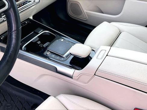 Certified 2023 Mercedes-Benz GLB 250 4MATIC image 17