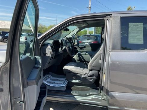 Used 2022 Ford F150 XLT w/ Trailer Tow Package AWD/4WD image 32