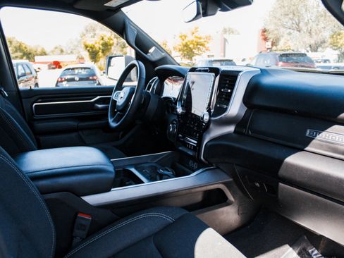 Used 2025 RAM 1500 Big Horn AWD/4WD image 30