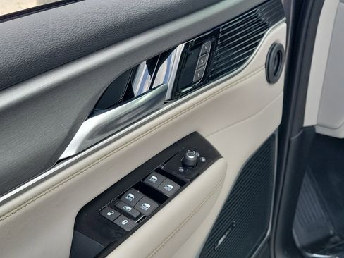 New 2026 Jeep Grand Wagoneer 4WD image 18