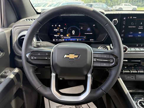 Used 2024 Chevrolet Colorado LT w/ LT Convenience Package AWD/4WD image 24