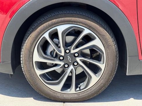 Used 2022 Chevrolet Bolt EUV Premier FWD image 8