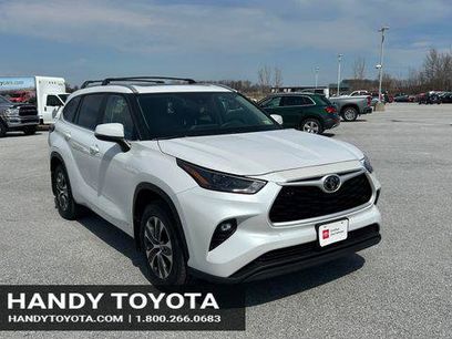 Certified 2025 Toyota Highlander XLE
