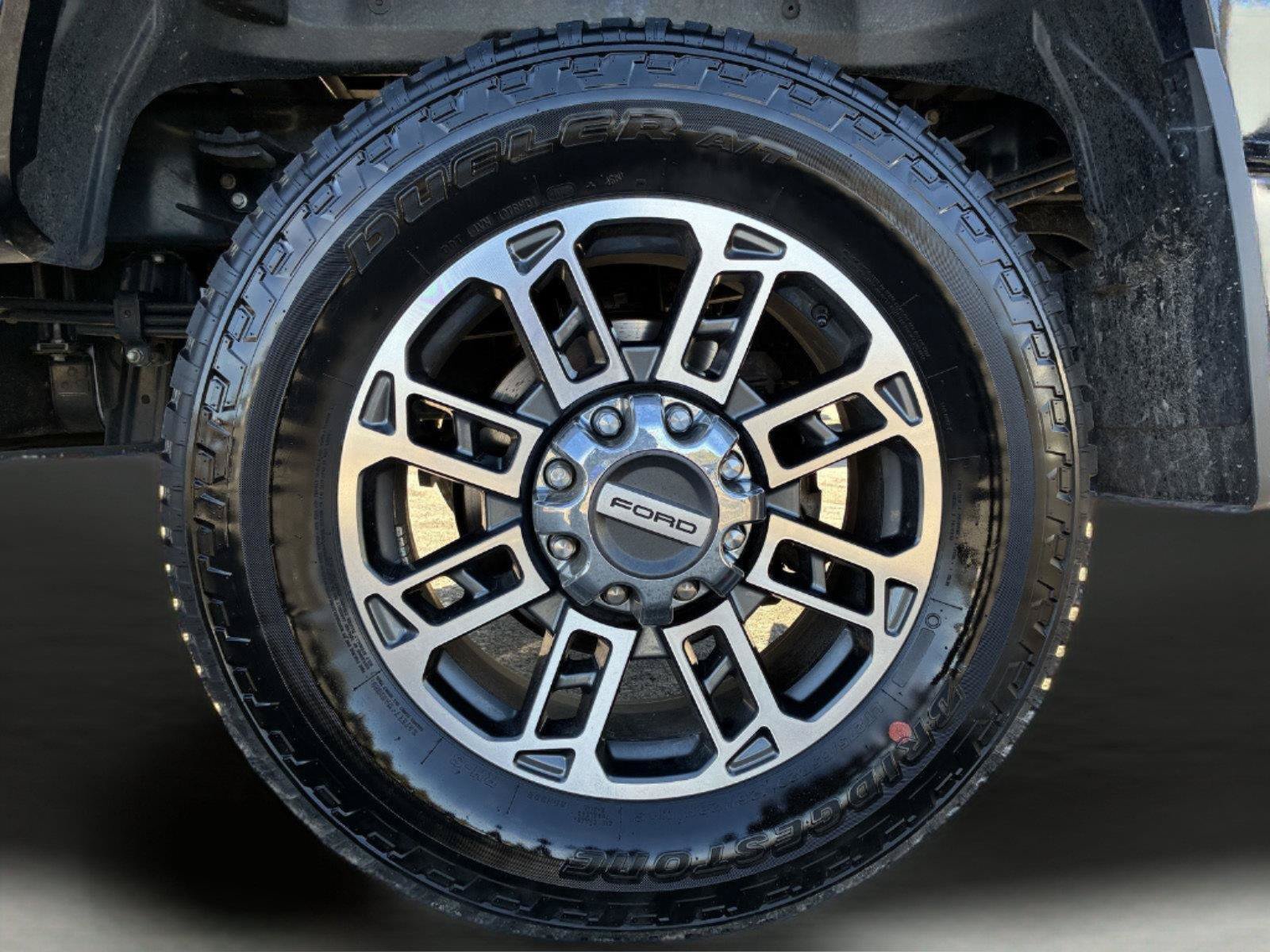 Used 2026 Ford F350 Platinum w/ Platinum Plus Package AWD/4WD image 39