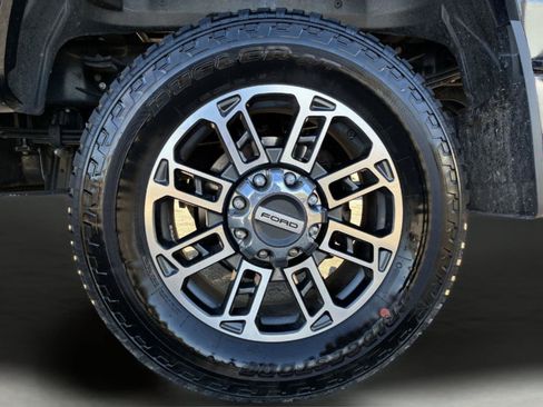 Used 2026 Ford F350 Platinum w/ Platinum Plus Package AWD/4WD image 39
