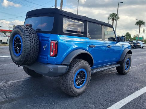 Certified 2022 Ford Bronco Big Bend w/ Sasquatch Package image 3