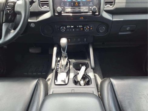 Used 2022 Nissan Frontier Pro-X w/ Pro-X Premium Package RWD image 11