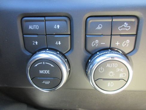 New 2026 GMC Sierra 1500 AT4 w/ AT4 Premium Package image 18