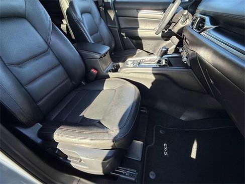 Used 2024 MAZDA CX-5 Carbon Edition image 18