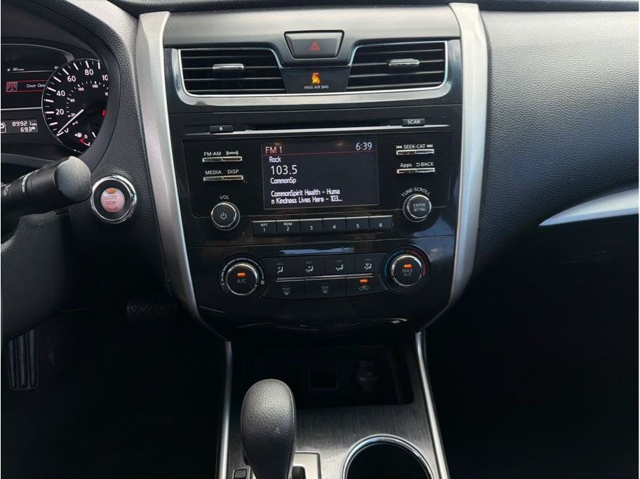 Used 2014 Nissan Altima 2.5 S w/ Display Audio Package FWD image 16
