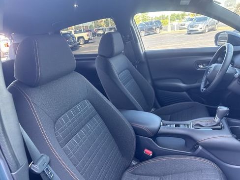 Used 2025 Honda HR-V Sport image 16