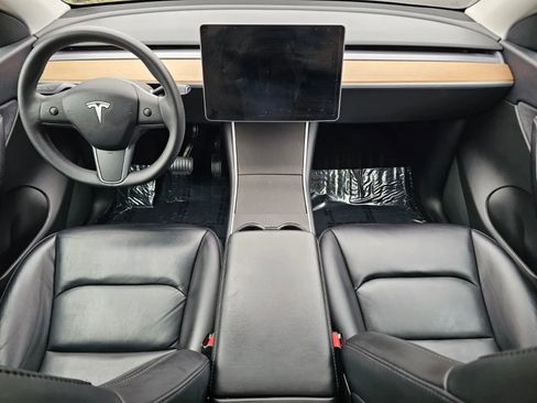 Used 2020 Tesla Model Y Long Range AWD/4WD image 9