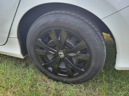 Used 2017 Honda Civic LX image 4