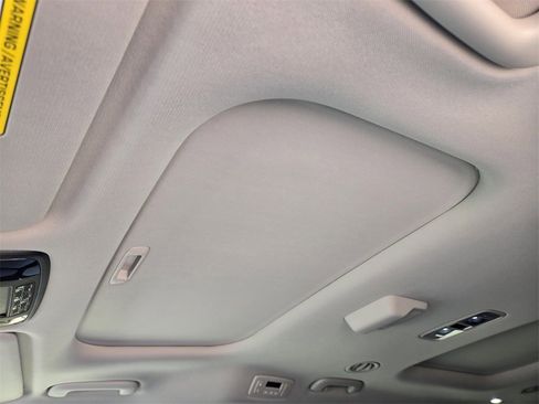 New 2026 Kia Carnival SX Prestige image 18