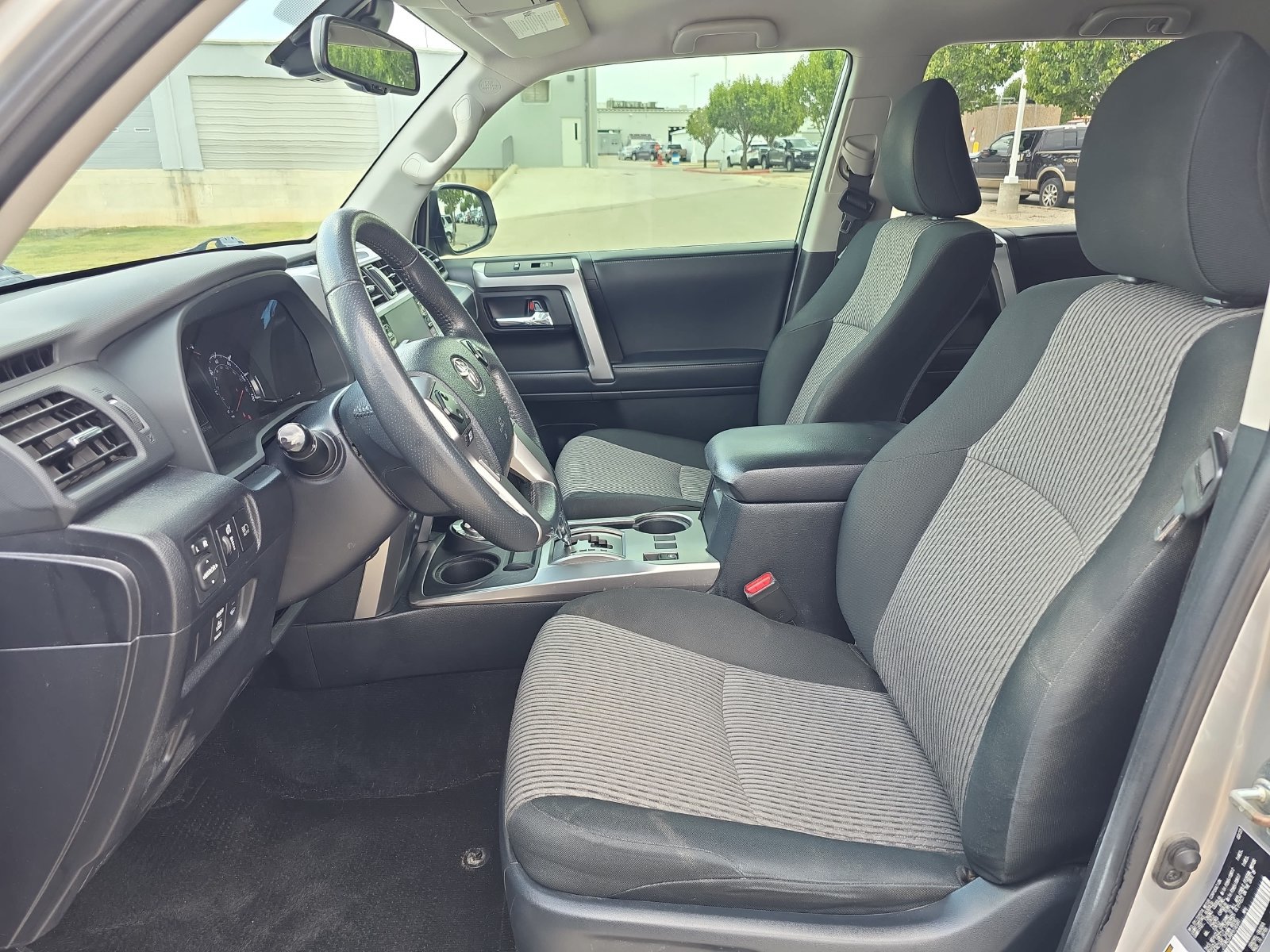 Used 2023 Toyota 4Runner SR5 AWD/4WD image 12