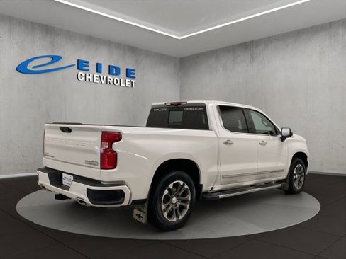 Used 2024 Chevrolet Silverado 1500 High Country w/ Technology Package image 3