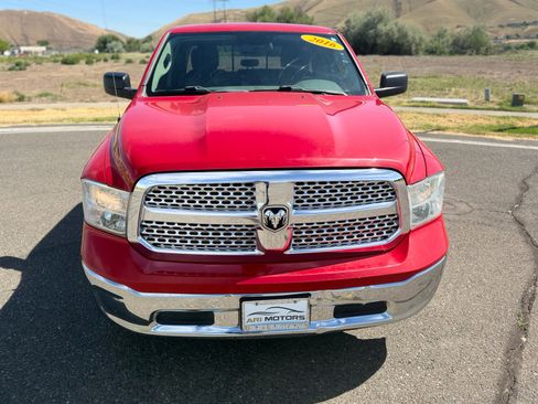 Used 2016 RAM 1500 Classic SLT AWD/4WD image 2
