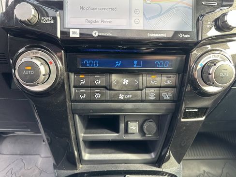 Used 2020 Toyota 4Runner TRD Pro AWD/4WD image 17