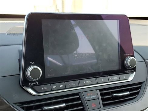 Used 2023 Nissan Altima 2.5 SV image 13