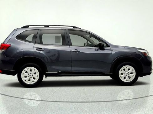 Used 2021 Subaru Forester AWD/4WD image 4
