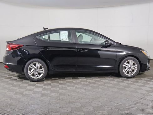 Used 2019 Hyundai Elantra SEL FWD image 15
