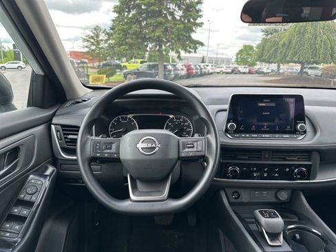 Certified 2025 Nissan Rogue S AWD/4WD image 14