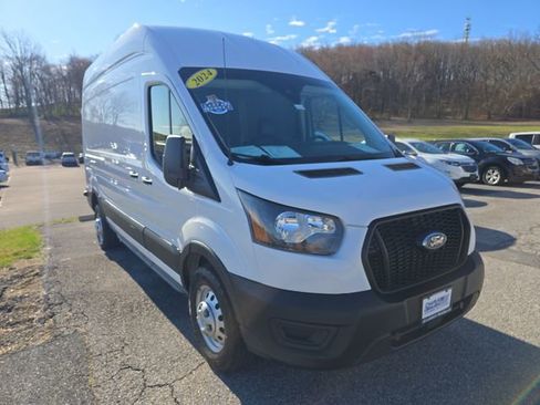 Used 2024 Ford Transit 250 148 High Roof AWD image 7