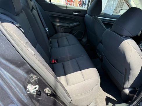 Used 2022 Nissan Altima 2.5 SV FWD image 22