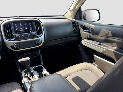 Used 2019 Chevrolet Colorado LT RWD image 21