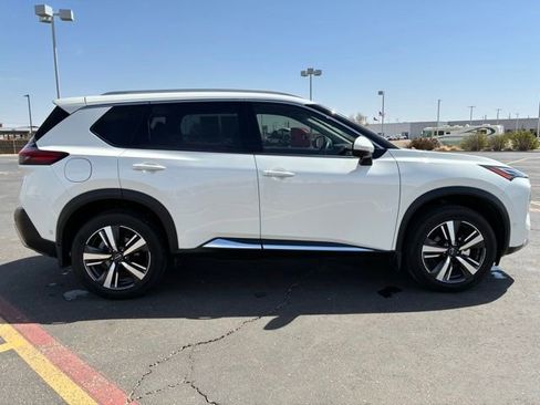 Certified 2023 Nissan Rogue Platinum w/ Platinum Premium Package image 7