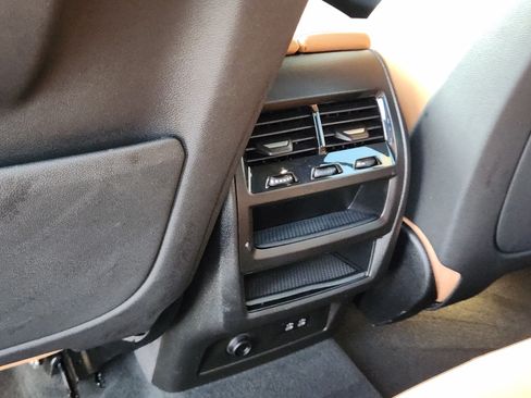 Used 2024 BMW X5 sDrive40i w/ M Sport Package RWD image 24