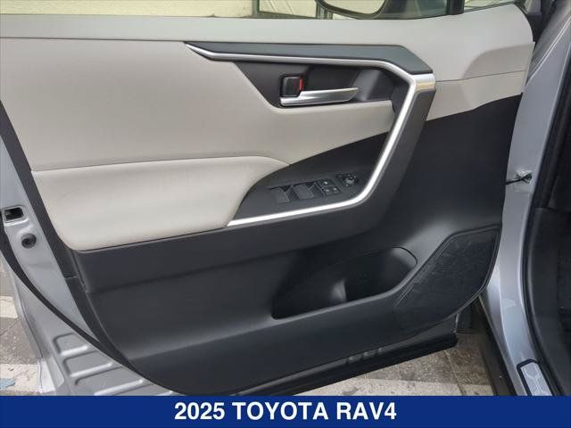 Used 2025 Toyota RAV4 XLE w/ Weather Package AWD/4WD image 10