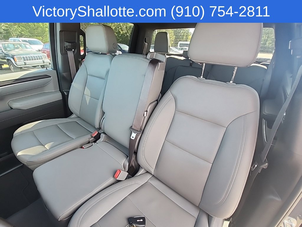 Used 2025 GMC Sierra 1500 SLT AWD/4WD image 27