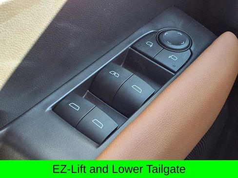 New 2026 GMC Canyon AT4 AWD/4WD image 17