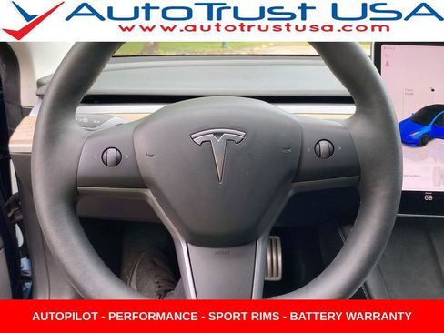 Used 2022 Tesla Model 3 Performance image 15