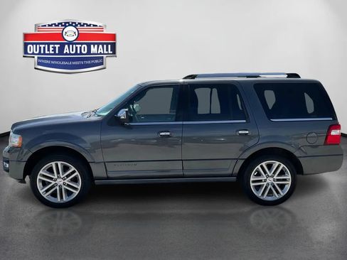 Used 2017 Ford Expedition Platinum RWD image 6