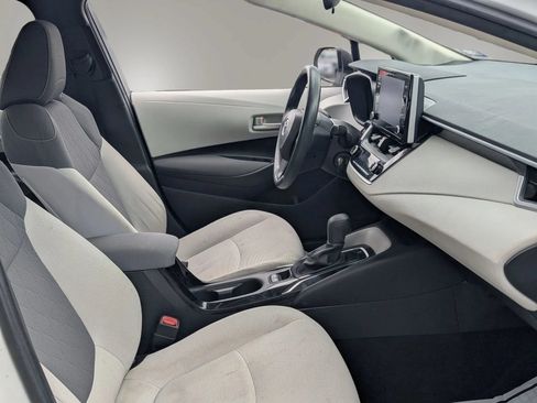 Used 2021 Toyota Corolla LE FWD image 23