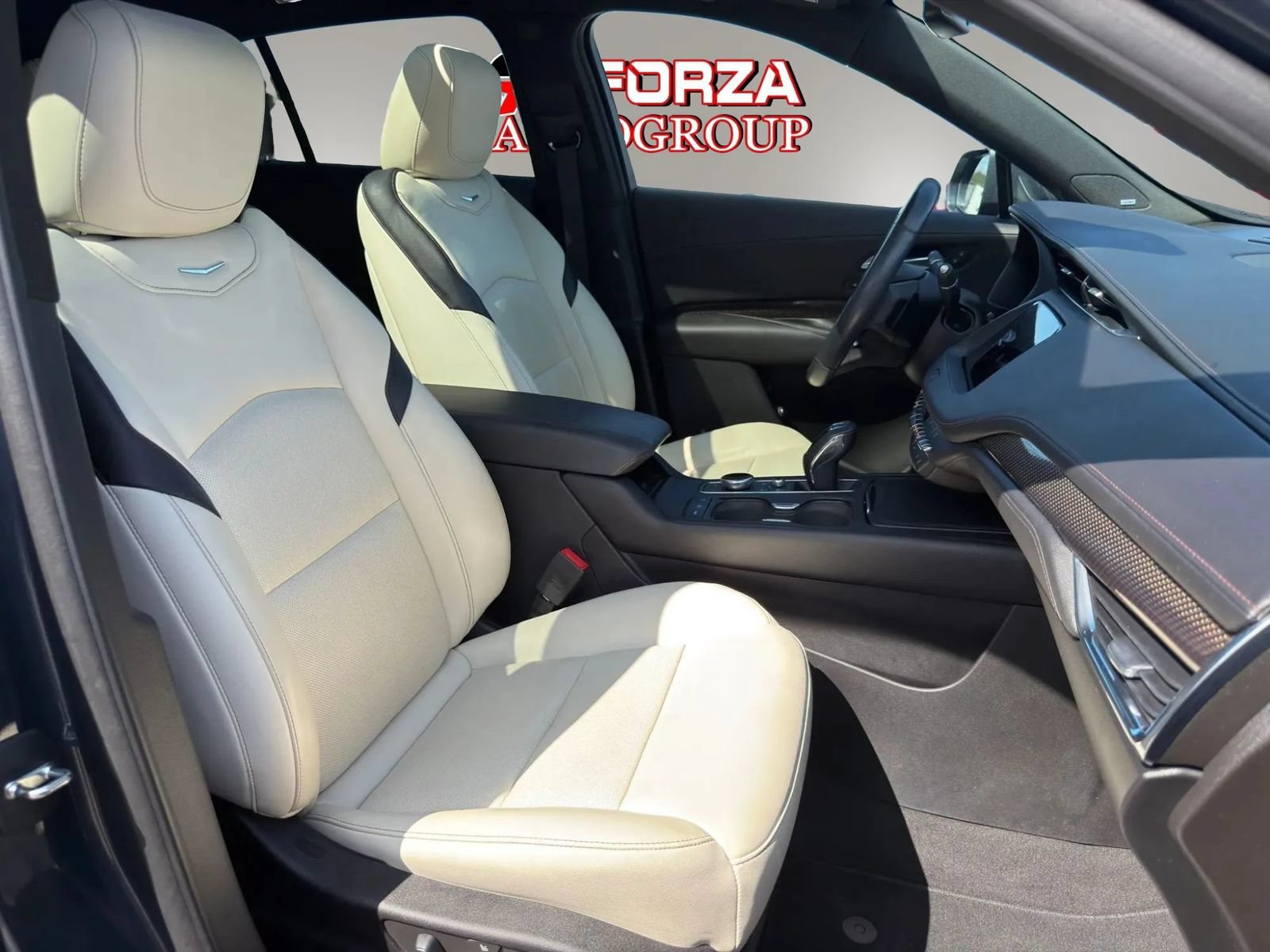 Used 2019 Cadillac XT4 Sport AWD/4WD image 11